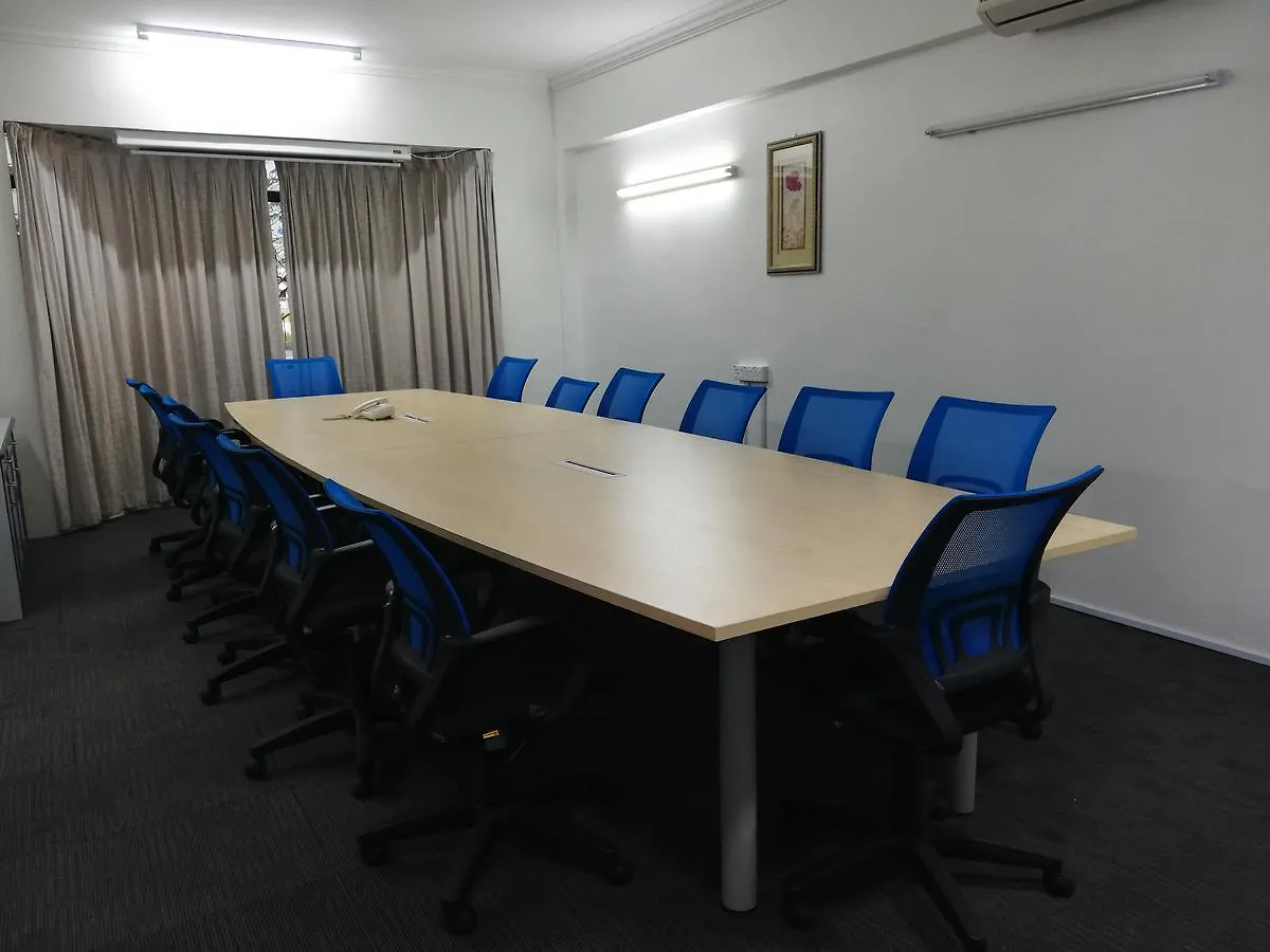 **  Hotel Damai Parit Buntar Malesia